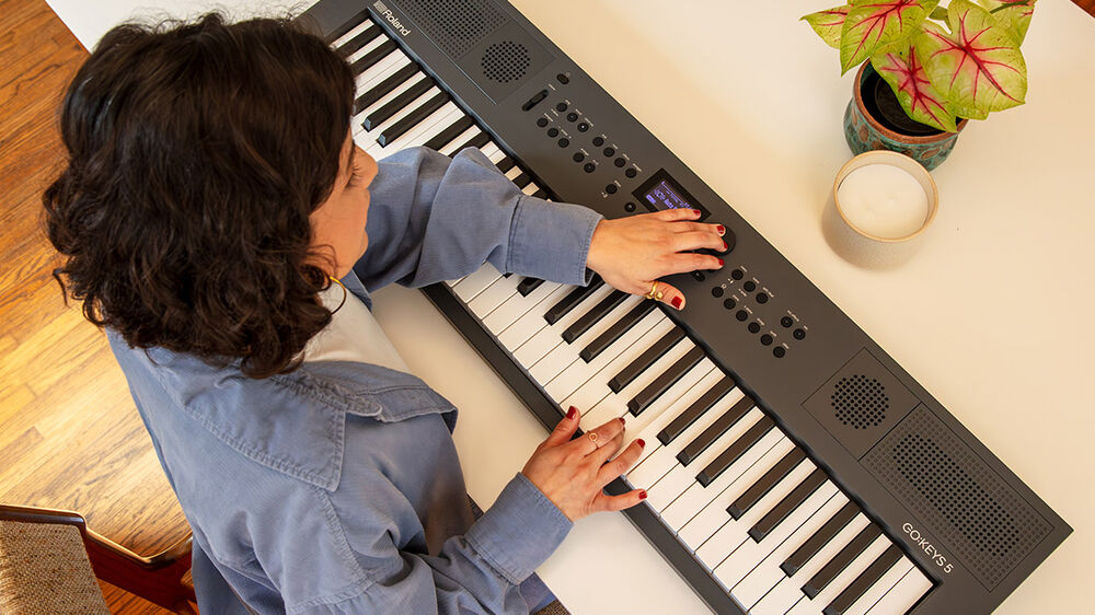 Roland GO:KEYS 5 61-Key Touch-Sensitive Portable GOKEYS5-GT B&H
