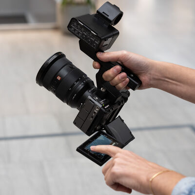 Sony FX5 Cinema Camera Monitor Filmmaking