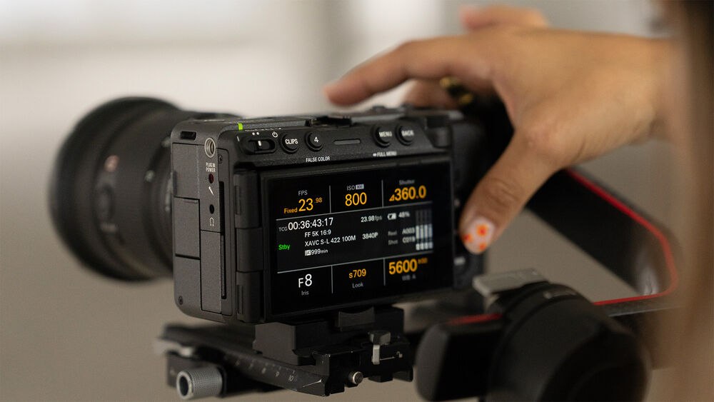 Sony FX5 Cinema Camera Big 6 Monitor