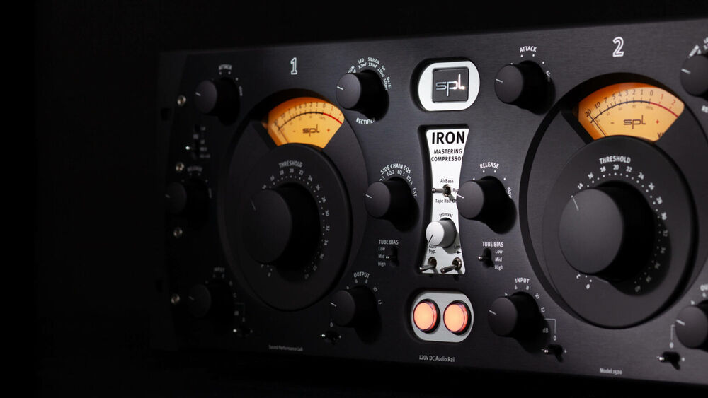 SPL IRON V2 RED マスタリングコンプレッサー SPL IRON V2 Mastering Compressor (Red) | FrontEndAudio.com