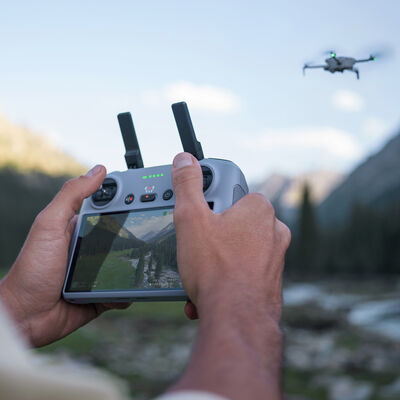 DJI Mini 4 Pro Drone with RC 2 Controller & Charging Hub