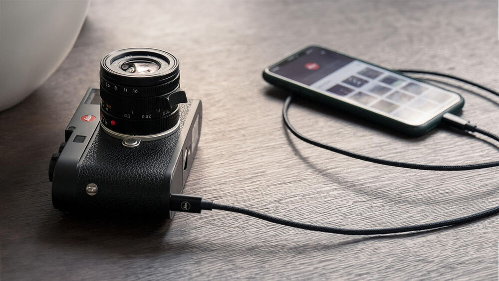 Leica M11 USB-C Phone Connection with FOTOS App