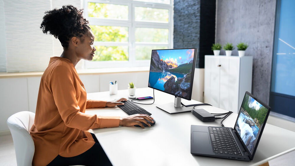 Dell UltraSharp U2424H 24" FHD Monitor | 1920 x 1080 at 120 Hz | 16:9 IPS | Computer Monitor Screen with DisplayPort | Type-C and USB-C Cables | 2 Years Warranty Dell UltraSharp U2424H 24" FHD Monitor | 1920 x 1080 at 120 Hz | 16:9 IPS | Computer Monitor Screen with DisplayPort | Type-C and USB-C Cables | 2 Years Warranty